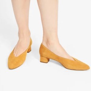 Everlane V Heel in Mustard